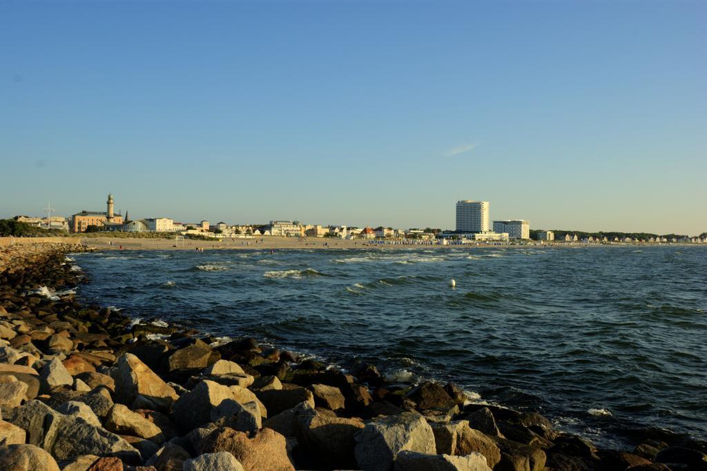 Kurparkhotel Warnemuende Rostock Exteriör bild